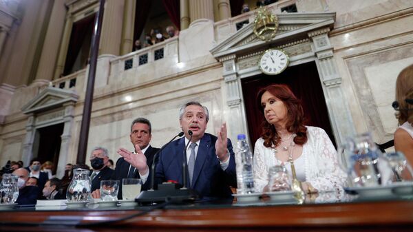 Alberto Fernández, presidente de Argentina, y vicepresidenta Cristina Fernández de Kirchner  - Sputnik Mundo