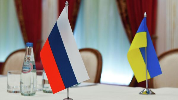 Negociaciones entre Rusia y Ucrania (archivo) - Sputnik Mundo