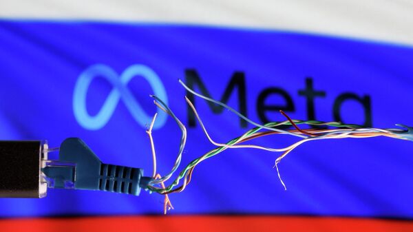 Logo de Meta en la bandera de Rusia - Sputnik Mundo