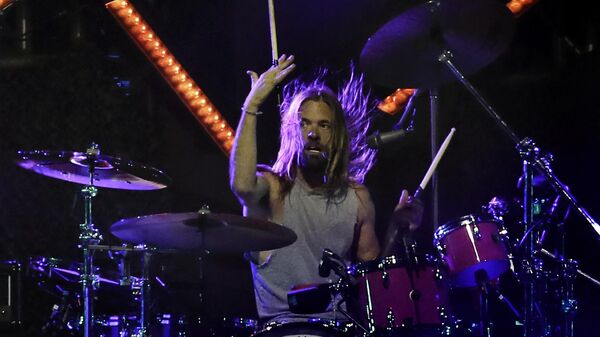 Taylor Hawkins, el baterista de Foo Fighters - Sputnik Mundo