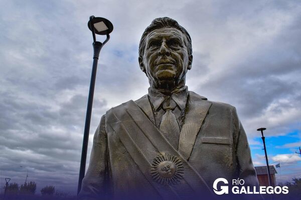 Estatua del expresidente argentino Mauricio Macri - Sputnik Mundo