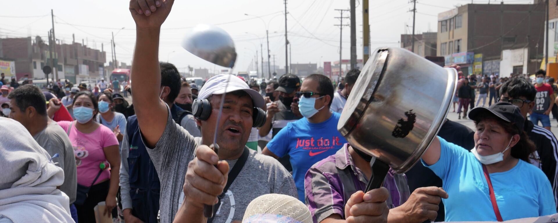 Protestas de transportistas en Perú - Sputnik Mundo, 1920, 04.04.2022