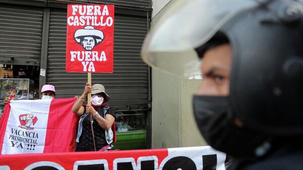 Protesta contra el presidente de Perú, Pedro Castillo - Sputnik Mundo