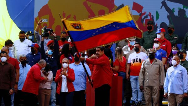 Nicolás Maduro, presidente de Venezuela, conmemoró la victoria sobre el golpe de Estado contra Hugo Chávez en 2002  - Sputnik Mundo