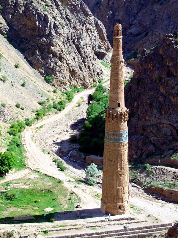 El minarete de Jam, del siglo XII, en Afganistán está en la Lista del Patrimonio Mundial en Peligro desde 2002 a causa de la inestabilidad política, los &#x27;arqueólogos negros&#x27;, inundaciones y terremotos. - Sputnik Mundo
