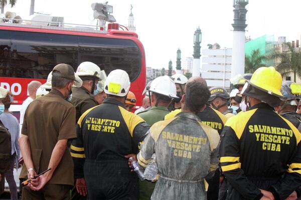 Operaciones de rescate en el siniestrado del hotel Saratoga de La Habana, Cuba - Sputnik Mundo