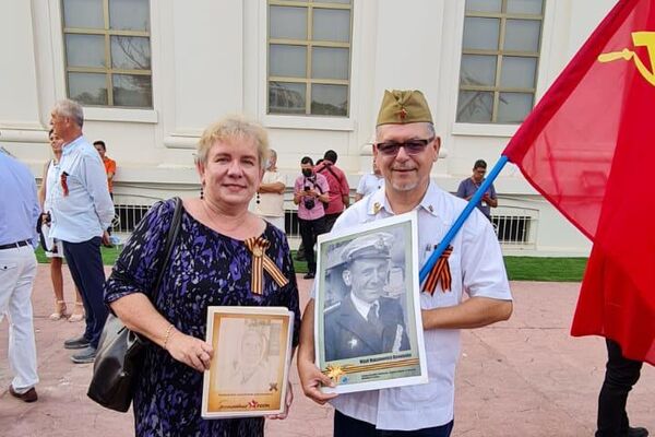 La comunidad rusa en Nicaragua realiza la marcha del Regimiento Inmortal - Sputnik Mundo