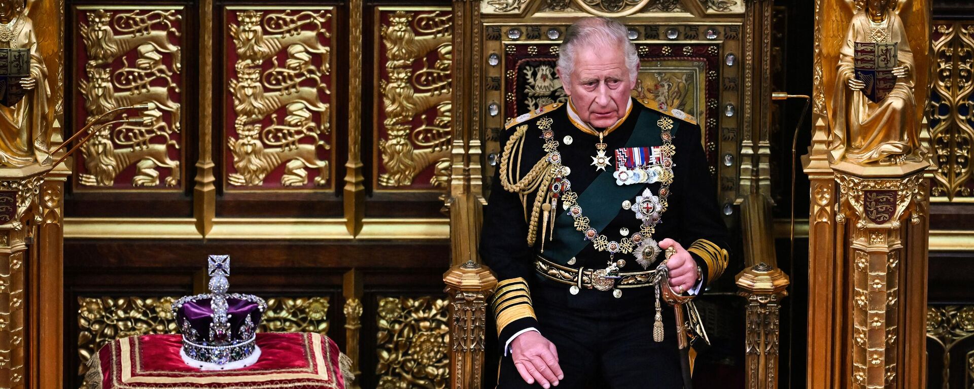 El príncipe Carlos sustituye a la reina Isabel II en la ceremonia de apertura del Parlamento del Reino Unido - Sputnik Mundo, 1920, 11.05.2022
