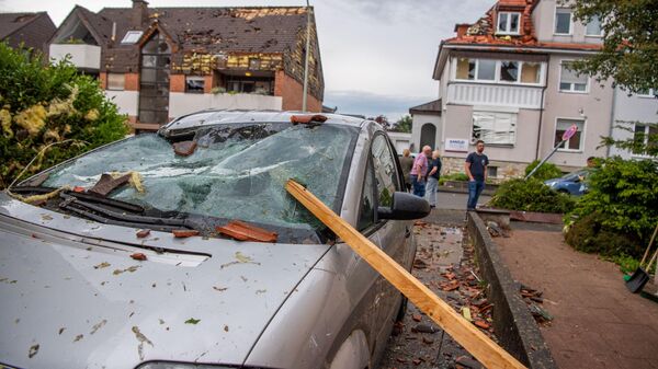 Secuelas de los tornados en Paderborn, Alemania - Sputnik Mundo