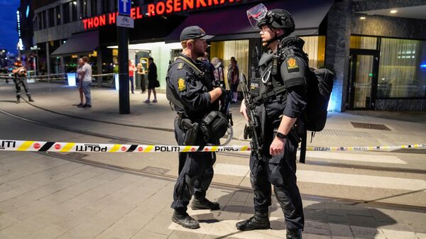 La Policía noruega asegura la zona de Oslo donde se produjo el tiroteo - Sputnik Mundo