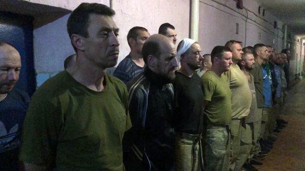 Militares ucranianos capturados durante la operación especial militar de Rusia en Ucrania - Sputnik Mundo