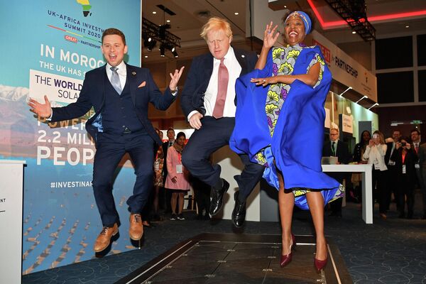 El primer ministro Boris Johnson en la Cumbre de Inversión Reino Unido-África en Londres, enero de 2020. - Sputnik Mundo