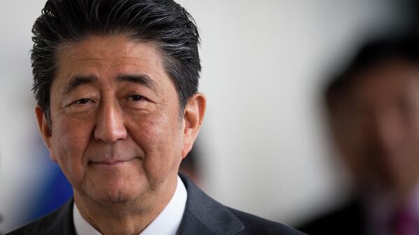 Shinzo Abe, el ex primer ministro japonés - Sputnik Mundo