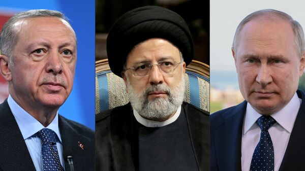 El presidente turco, Recep Tayyip Erdogan  y sus homólogos de Irán y Rusia, Ebrahim Raisi y Vladímir Putin - Sputnik Mundo
