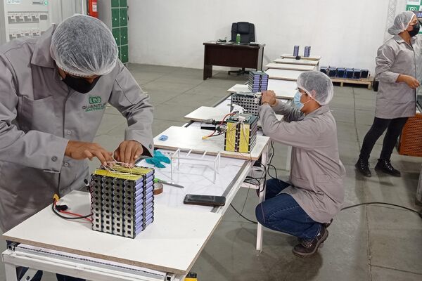 Quantum Batteries, primera fábrica de baterías de litio de Bolivia - Sputnik Mundo