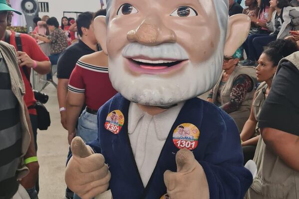 El expresidente brasileño Lula da Silva participa en un acto con evangélicos en la periferia de Rio de Janeiro - Sputnik Mundo