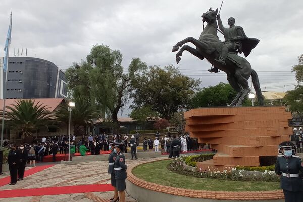 El Gobierno de Luis Arce inaugura decenas de obras en el mes aniversario de Cochabamba - Sputnik Mundo