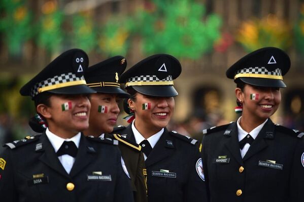 Más mujeres que forman parte de las Fuerzas Armadas mexicanas. - Sputnik Mundo