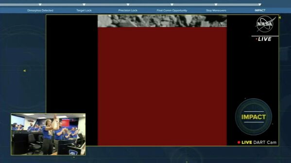 El vuelo de la sonda se transmitió en directo en el canal de YouTube de la NASA. Los espectadores podían ver lo que grababa la única cámara del aparato: DRACO. - Sputnik Mundo