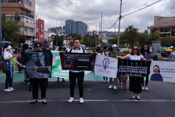 Marcha en Quito contra la violencia de género que este 2022 cobró la vida a más de 206 personas - Sputnik Mundo