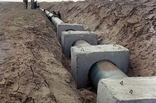 En una de las obras del gasoducto Asia Central-Centro - Sputnik Mundo