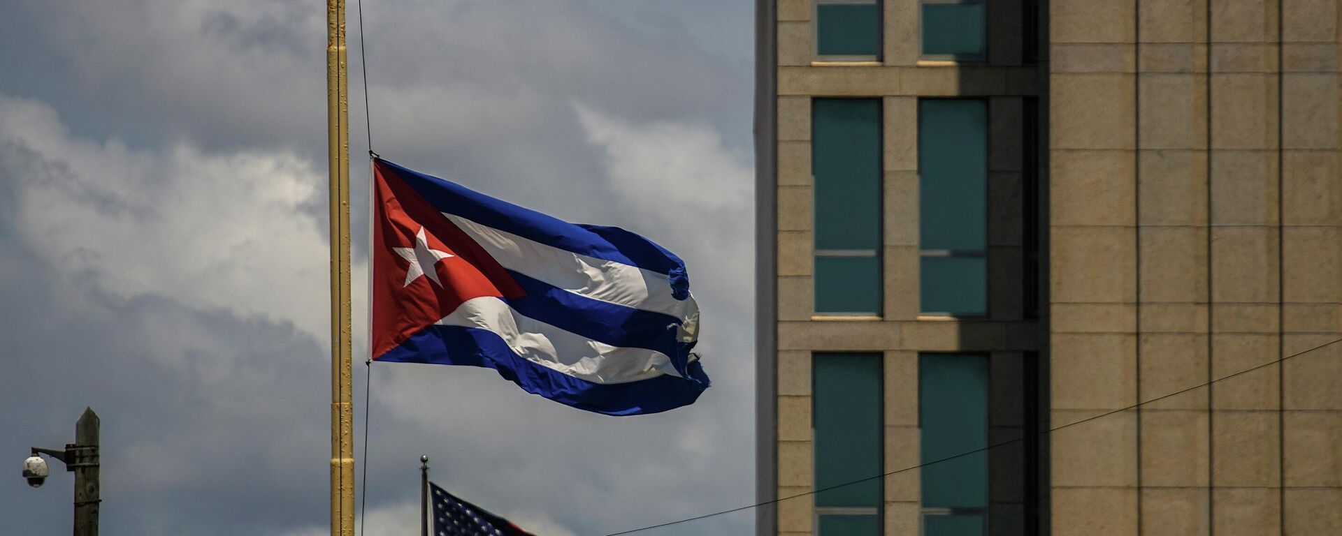 Banderas cubana y estadounidense - Sputnik Mundo, 1920, 07.11.2022