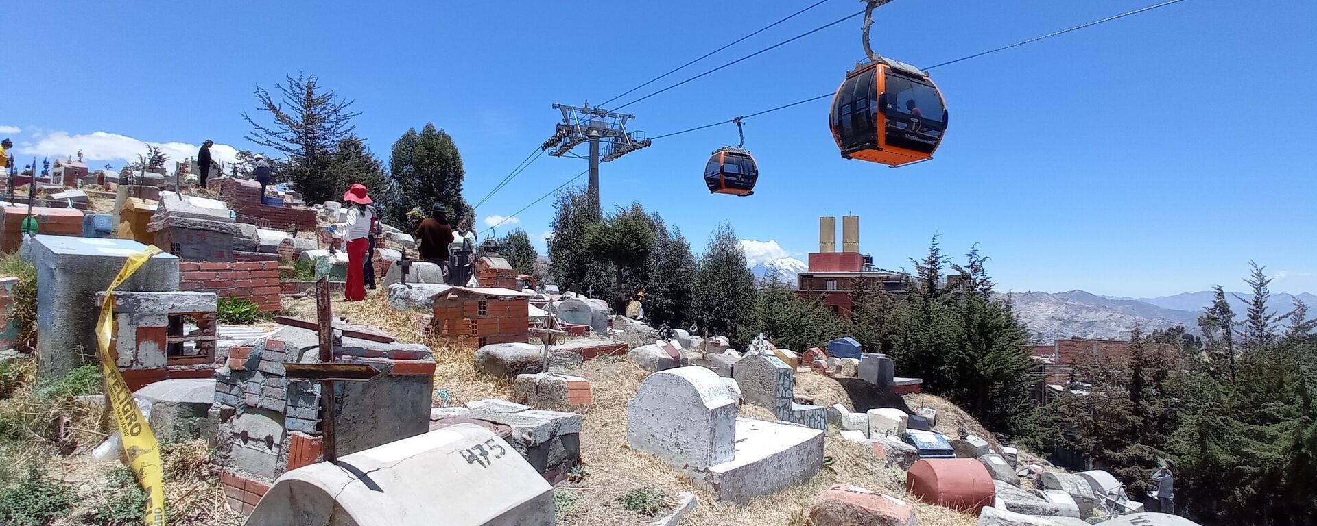 El cementerio La Llamita de La Paz en el día de Todos Santos - Sputnik Mundo, 1920, 02.11.2022