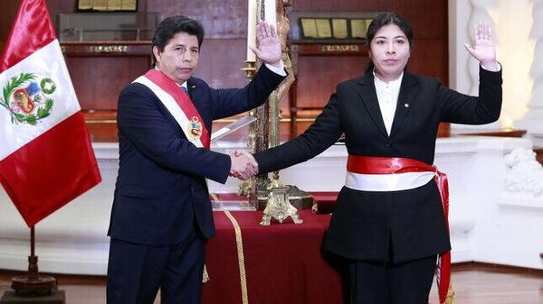 Pedro Castillo, presidente de Perú, y Betssy Chávez, nueva titular del Consejo de Ministros - Sputnik Mundo