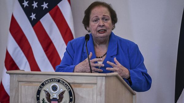 Embajadora estadounidense en Panamá, Mari Carmen Aponte - Sputnik Mundo