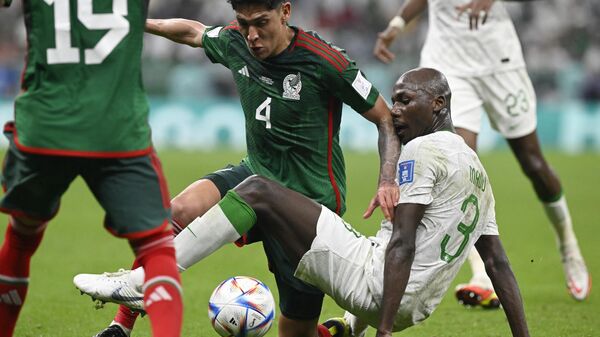 México vence a Arabia Saudita, pero se despide de Catar.  - Sputnik Mundo