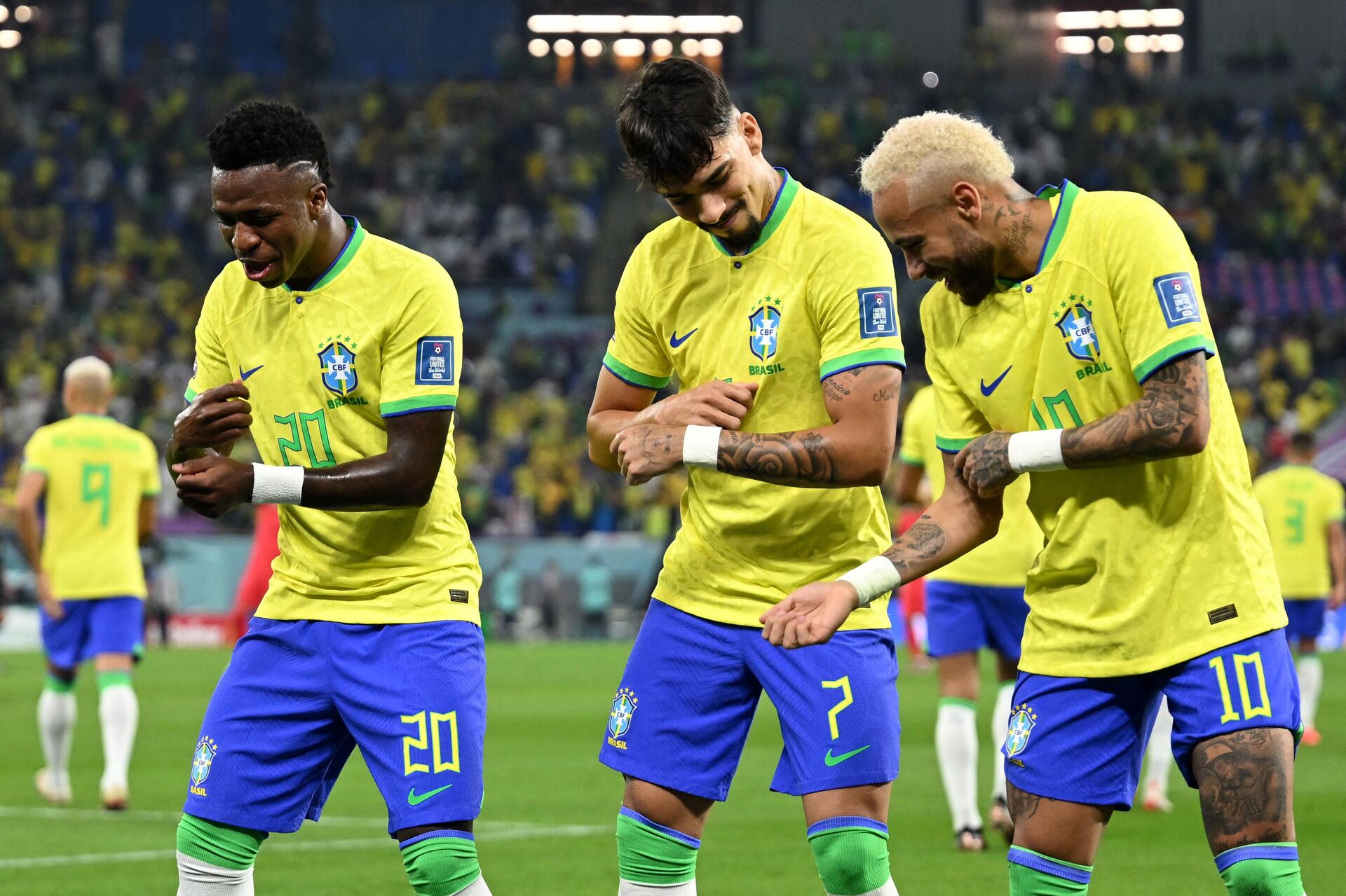 Vinícius Junior, Plaquetá y Neymar celebran su victoria ante Corea del Sur en Catar 2022 - Sputnik Mundo, 1920, 05.12.2022