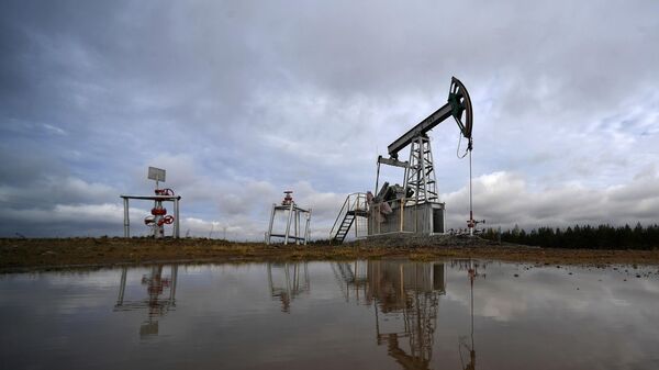 Plataformas petrolíferas en Tataristán - Sputnik Mundo