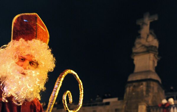 En la República Checa, el mago de Año Nuevo que personifica a San Nicolás se llama Svaty Mikulas. - Sputnik Mundo