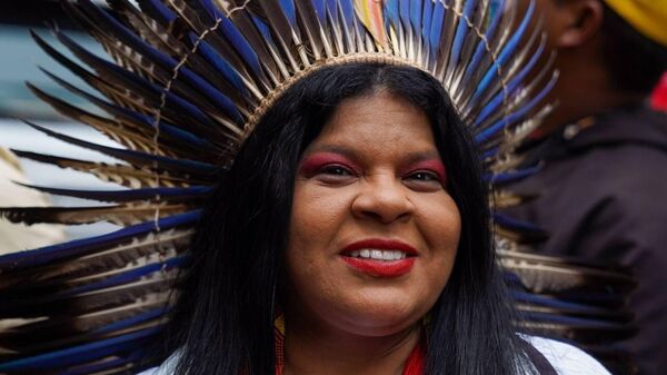 Sônia Guajajara, ministra de Asuntos Indígenas de Brasil - Sputnik Mundo