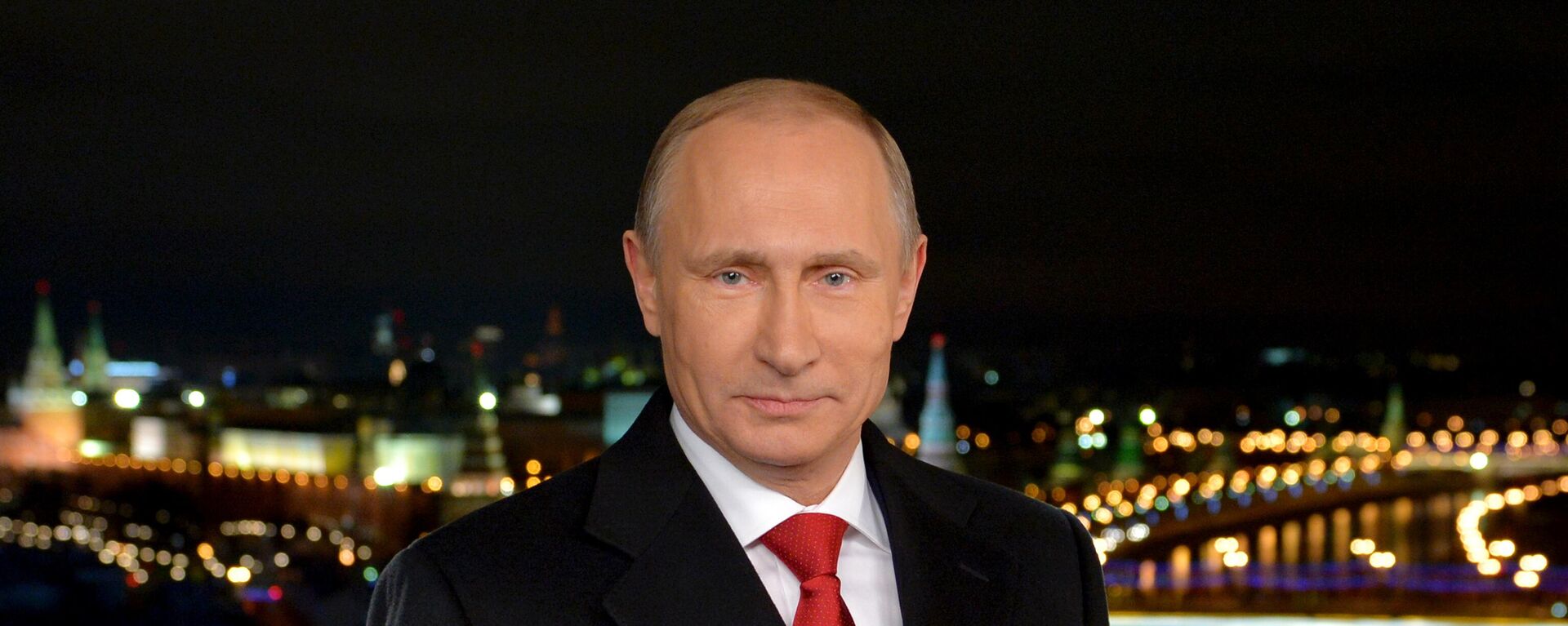 El presidente ruso, Vladímir Putin, en su felicitación a los rusos en 2015 (archivo) - Sputnik Mundo, 1920, 31.12.2022