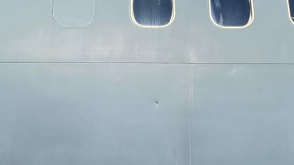 Sicarios disparan contra avión de la Fuerza Aérea en el aeropuerto de Culiacán - Sputnik Mundo