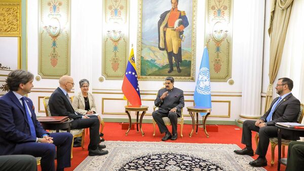 El presidente de Venezuela, Nicolás Maduro, en una reunión con el Alto Comisionado de Naciones Unidas para los Derechos Humanos, Volker Türk - Sputnik Mundo
