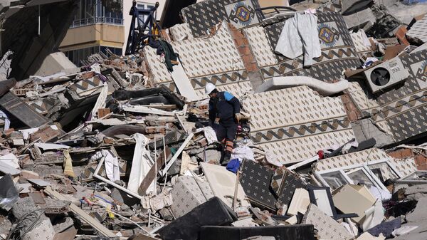 Las consecuencias de los terremotos en Turquía, el 9 de febrero - Sputnik Mundo