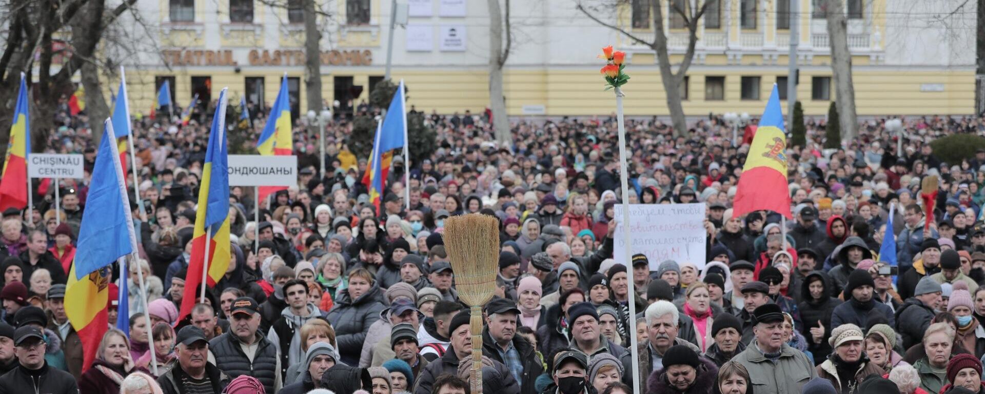 Las protestas contra el nuevo Gobierno en Chisináu, Moldavia - Sputnik Mundo, 1920, 19.02.2023