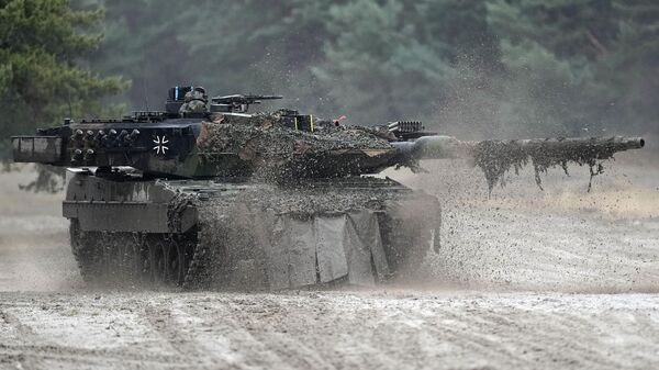 Un tanque Leopard 2A6  - Sputnik Mundo