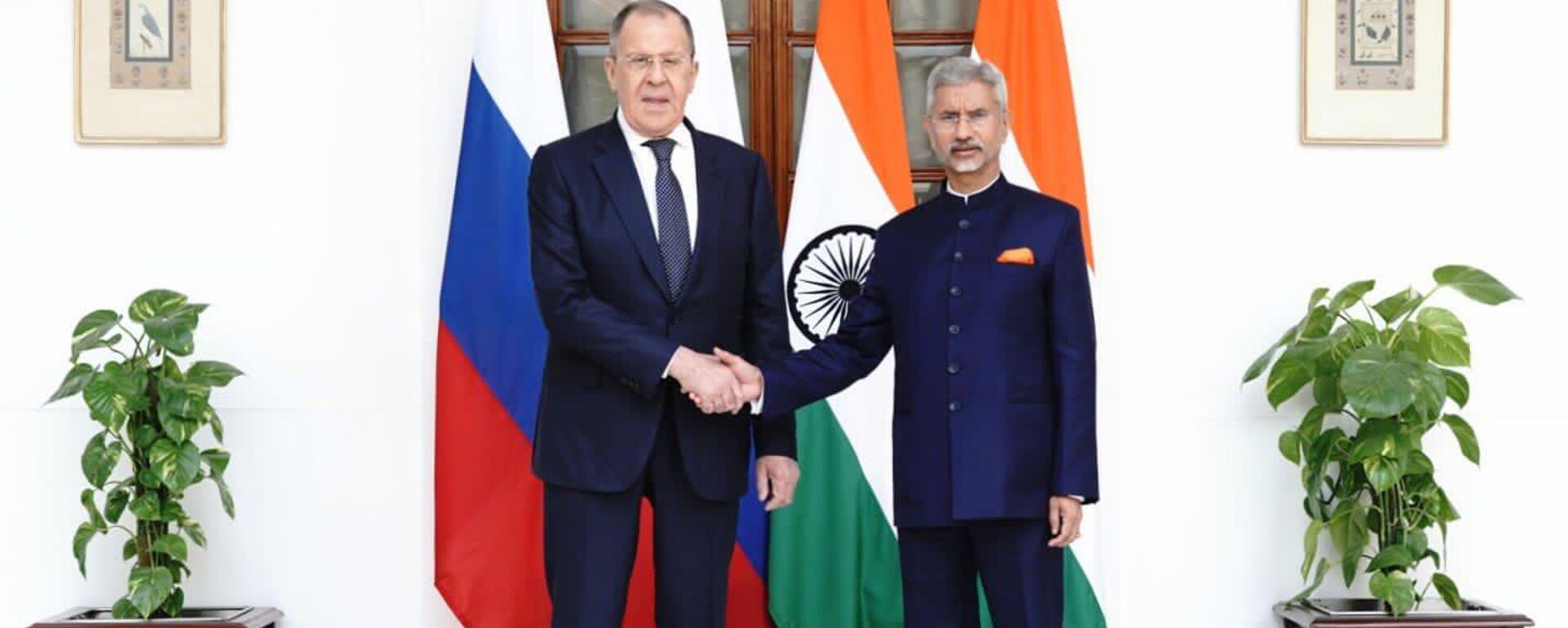 El canciller ruso, Serguéi Lavrov y el ministro de Exteriores indio, Subrahmanyam Jaishankar - Sputnik Mundo, 1920, 01.03.2023