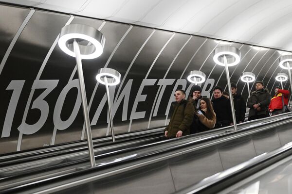 La estación Márina Rosha de la Gran línea circular del metro de Moscú. - Sputnik Mundo