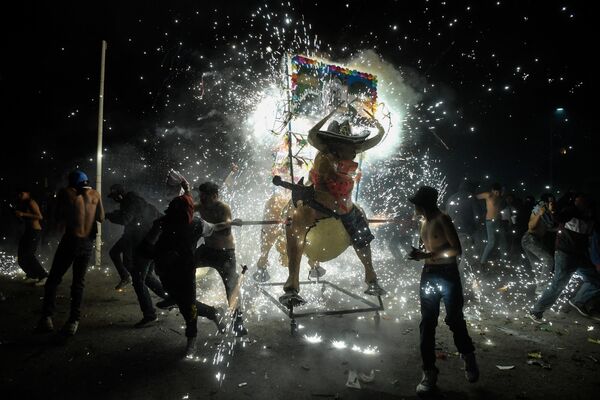 La Feria Nacional de la Pirotecnia se celebra estos días en Tultepec, a las afueras de Ciudad de México. - Sputnik Mundo