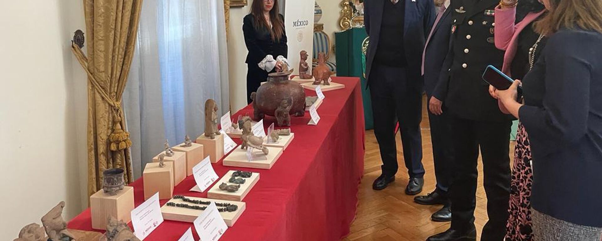 México recupera 43 piezas arqueológicas devueltas por Italia - Sputnik Mundo, 1920, 25.03.2023