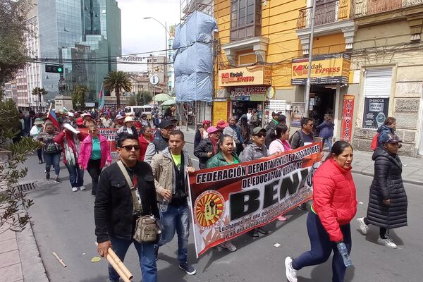 Movilización de maestros en La Paz - Sputnik Mundo