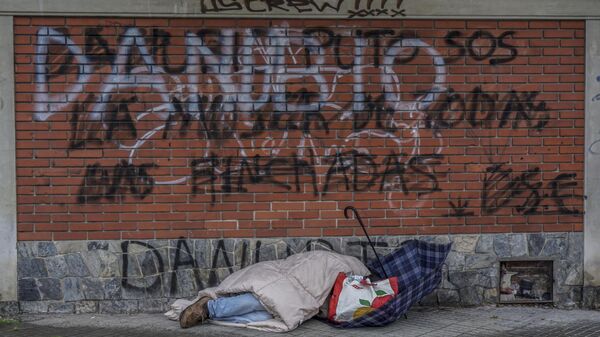 Un hombre pobre en Uruguay - Sputnik Mundo