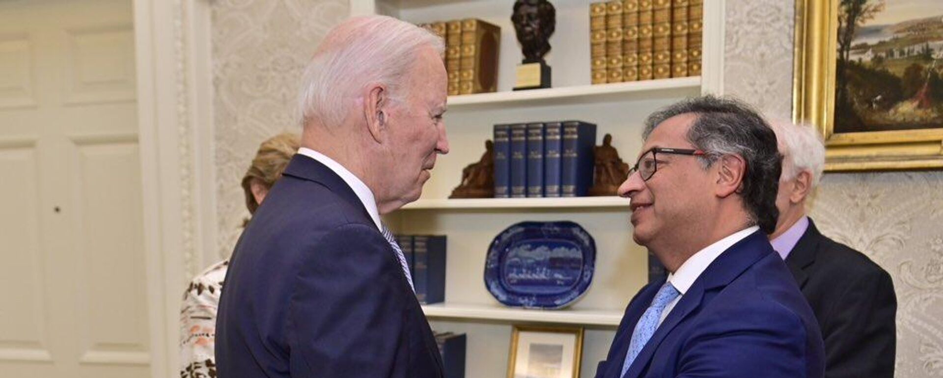 El presidente de EEUU, Joe Biden, durante su encuentro con su homólogo colombiano, Gustavo Petro, en Washington el 20 de abril de 2023 - Sputnik Mundo, 1920, 20.04.2023