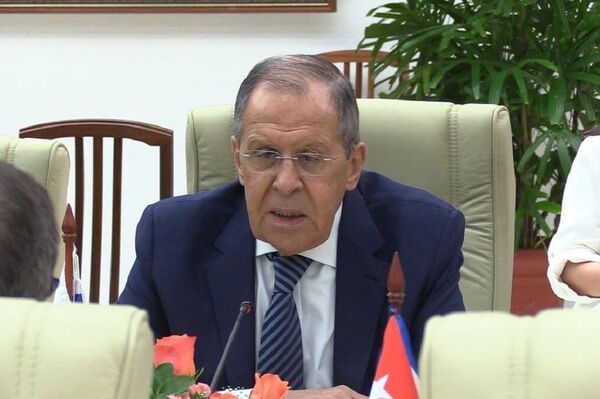 El canciller ruso, Serguéi Lavrov, en su visita a Cuba - Sputnik Mundo