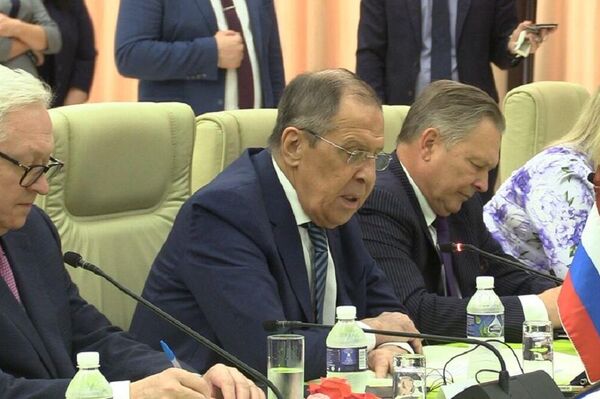 El canciller ruso, Serguéi Lavrov, en su visita a Cuba - Sputnik Mundo