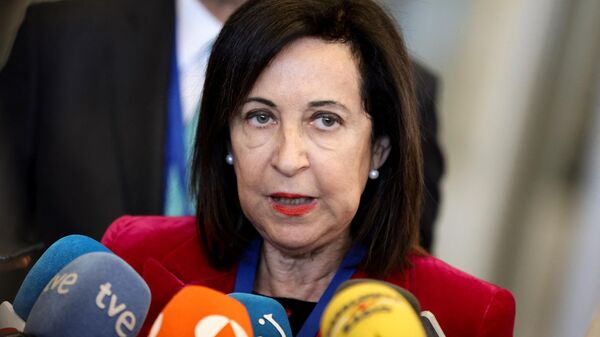  La ministra de Defensa de España, Margarita Robles - Sputnik Mundo